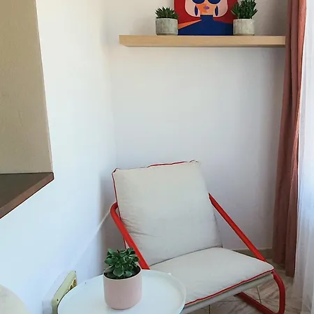 Ospitalier Take Ionescu Διαμέρισμα *